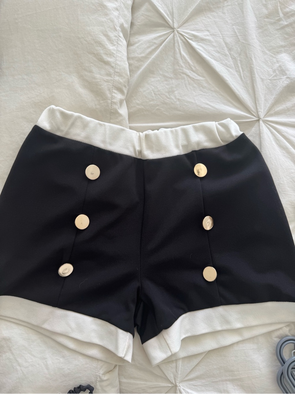 Black and White Button-Front Women’s Shorts- ONE SIZE